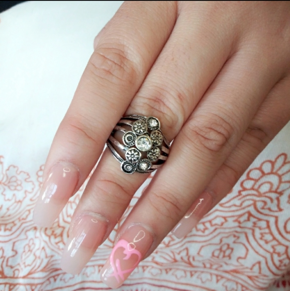 Cute little fashion Ring